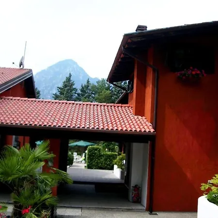 Lejlighed — Pool — Idro Vesta