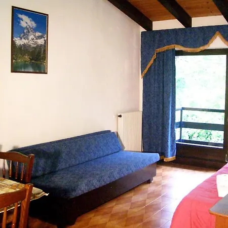 — Pool — Idro Apartment